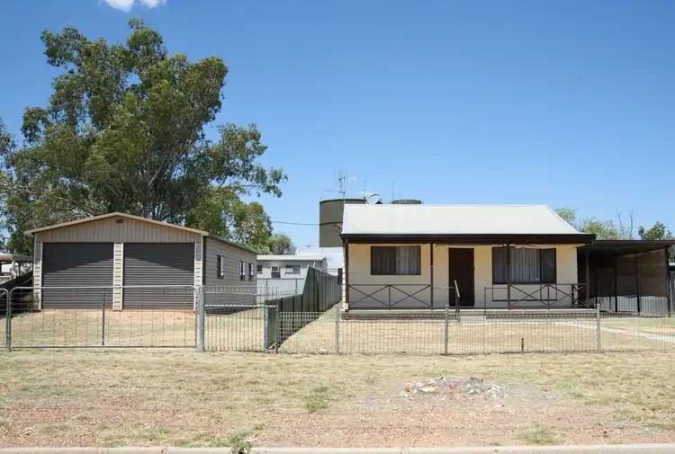 4 Red Robin Street, Lightning Ridge NSW 2834
