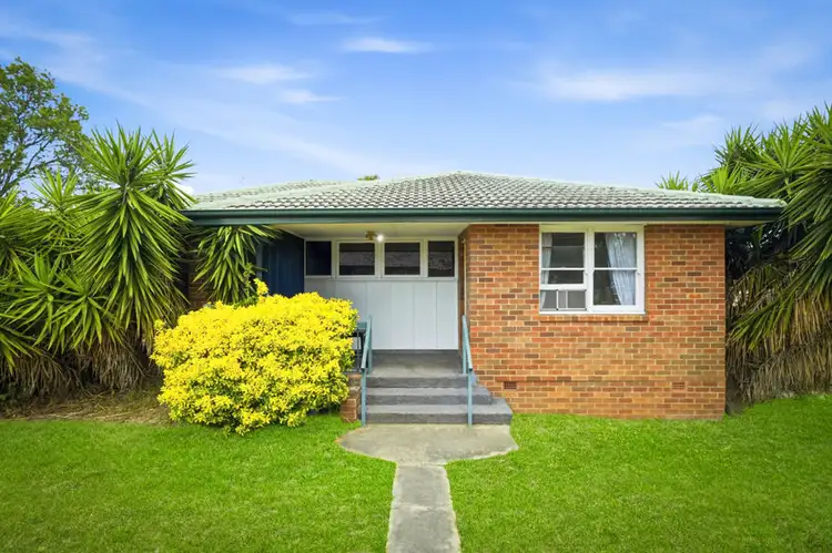 20 Riddell Crescent