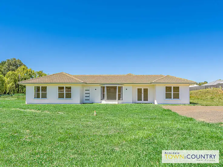 5 Harrison Place, Armidale NSW 2350