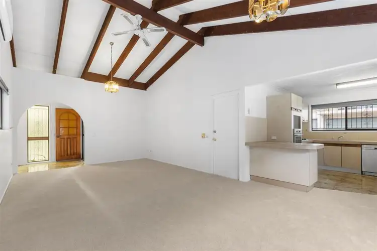 14 Isedale Street, Wooloowin QLD 4030