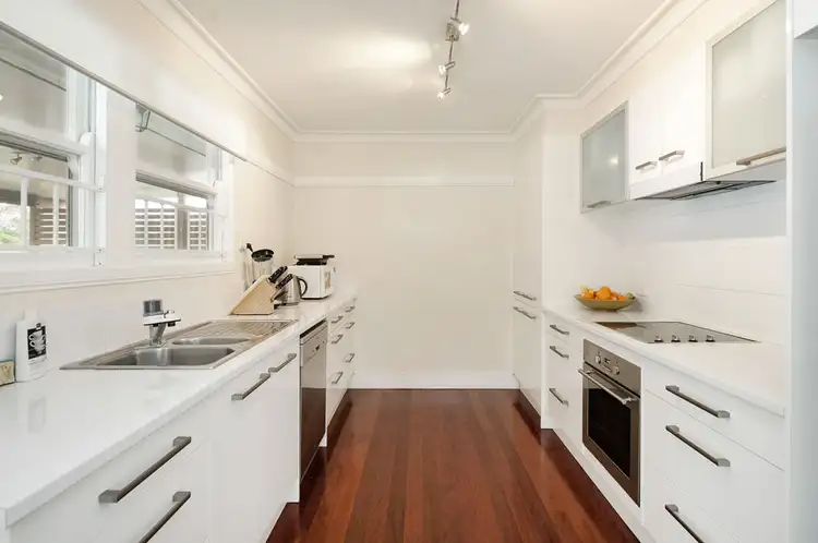 Fourth view of Homely house listing, 569 D'Arcy Road, Carina QLD 4152