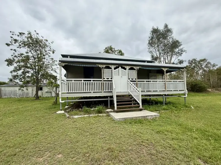 9 Topaz Crs, Lockyer Waters QLD 4311