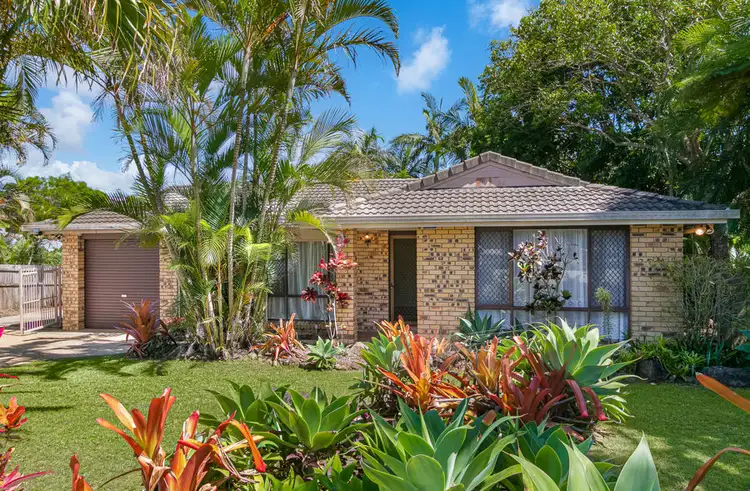 22 Amaroo Drive, Banora Point NSW 2486