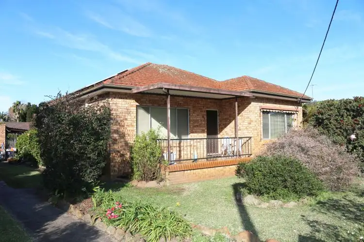 9 Rockleigh Street, Wyong NSW 2259