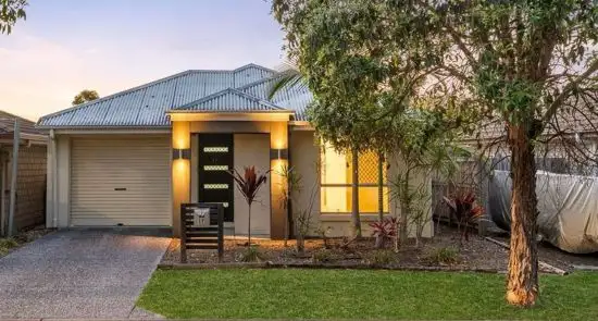 17 Frankland Avenue, Waterford QLD 4133