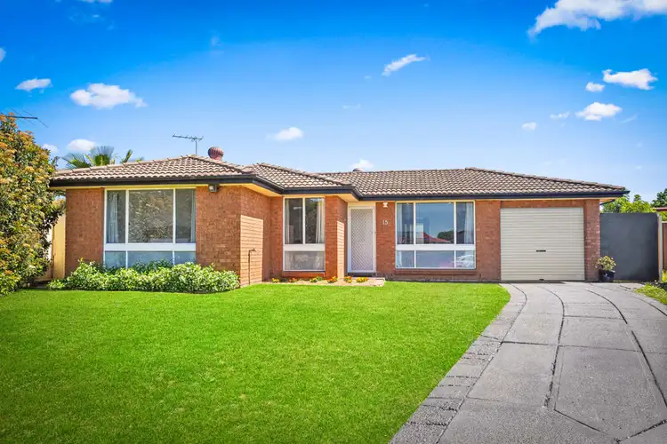15 Chesham Place, Plumpton NSW 2761