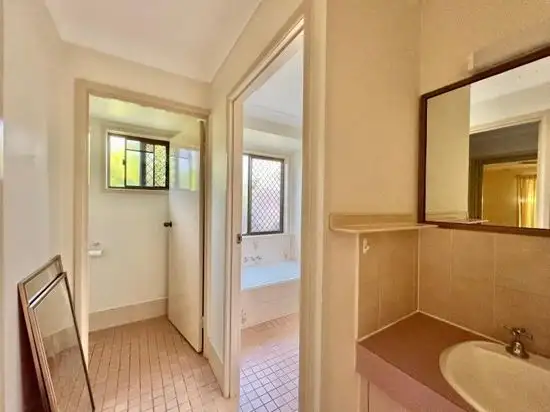 Third view of Homely house listing, 3 Yucca Court, Eight Mile Plains QLD 4113