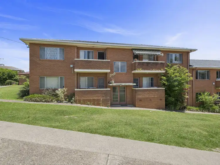 4/6 Toormina Place