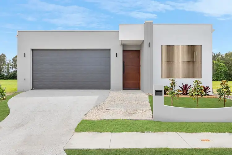 77 Harbour Boulevard