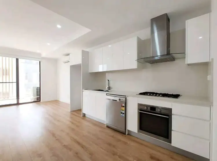 A210/18-22 Carlingford Road