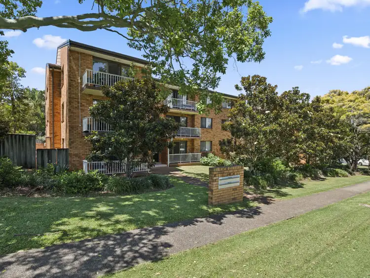 4/322 Harbour Drive