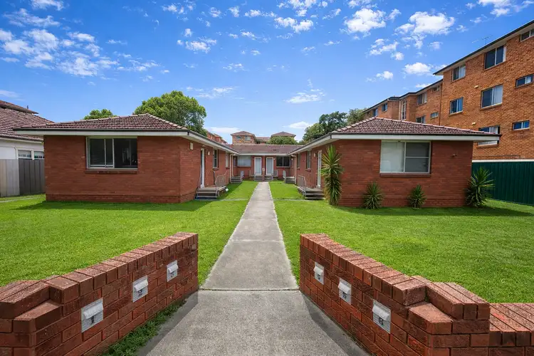 4/6 Drummond St, Warwick Farm NSW 2170