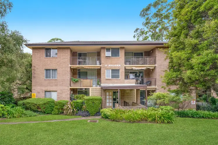 8/17-19 Doomben Avenue