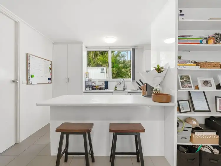 7/4 Werambie Street