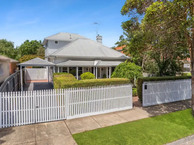 19 Meakin Street