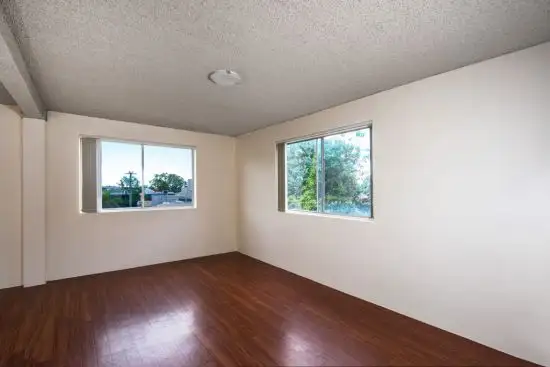 Sixth view of Homely unit listing, 8.69 NORTHCOTE STREET, East Brisbane QLD 4169