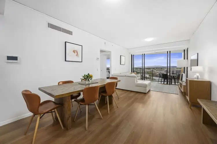 1107/22 Surf Parade, Broadbeach QLD 4218