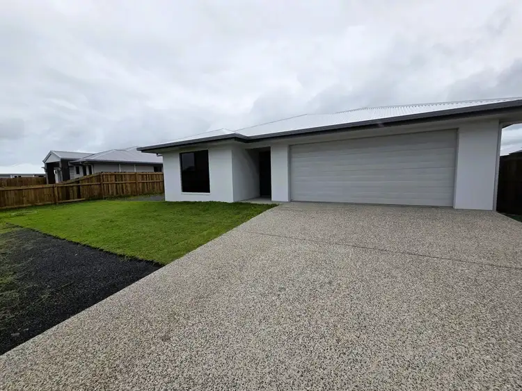 11 Pepperberry Drive