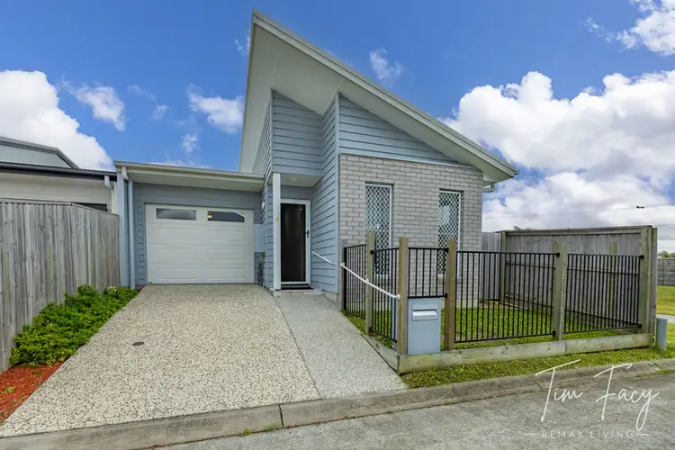 7 Marine Lane