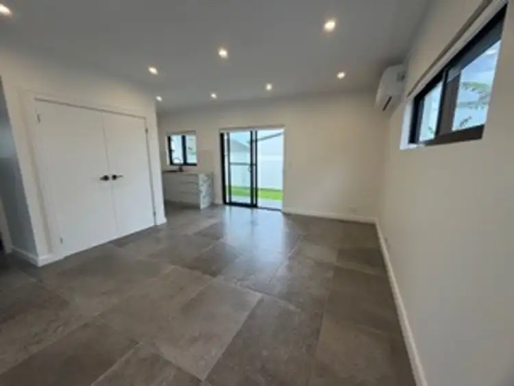 3A Hinchen street