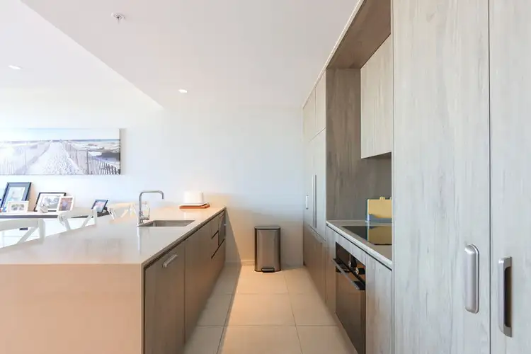 6.05/15 Harbour Drive