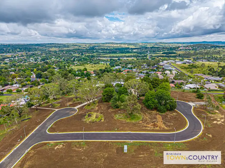 Lot 15 32a Crest Road