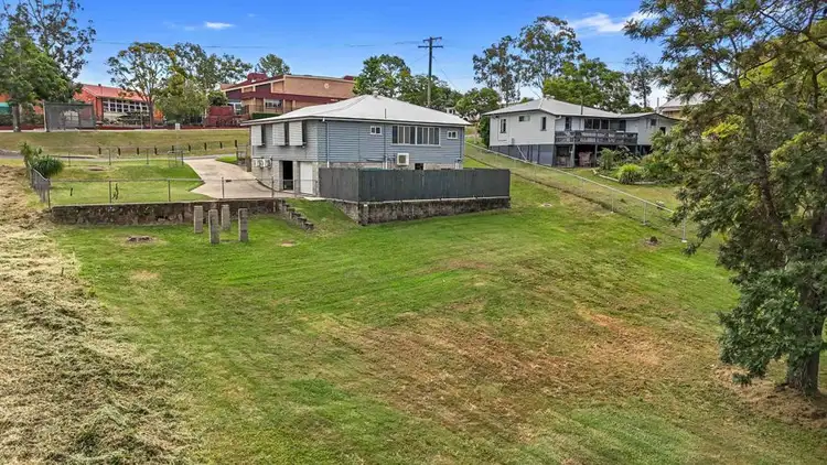43 Cootharaba Road