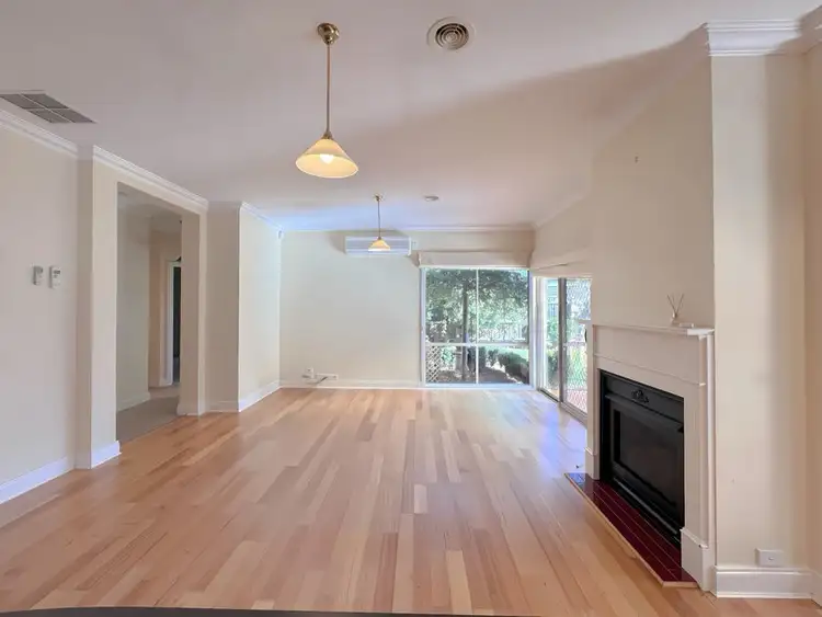 1 Wakefield Court