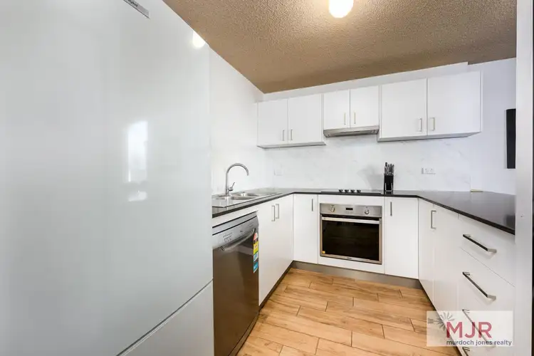 Unit 19 132-140 Mandurah Terrace
