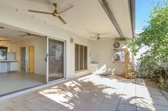 2/10 Radford Court