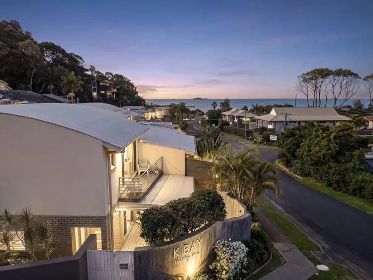 2/31 Sandy Beach Rd
