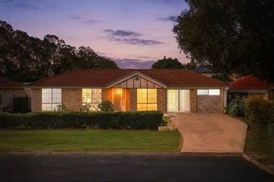 35 Solandra Crescent