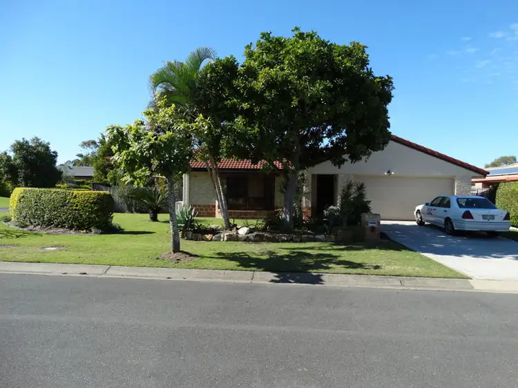 2 Holland Crescent