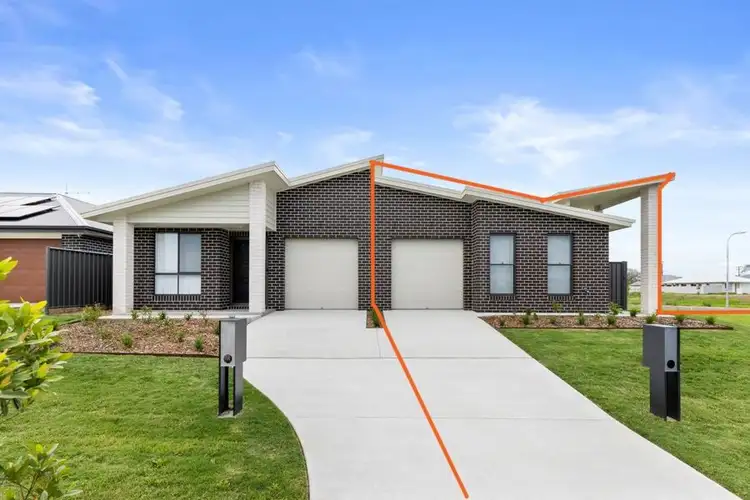1/12 Oak Avenue