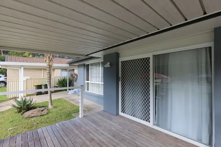13 Dolphin Drive