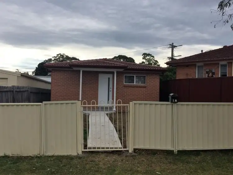 1a Hereford St