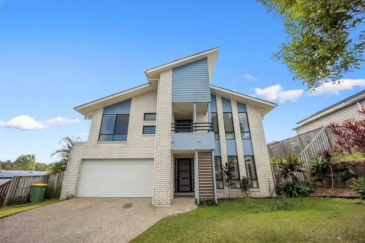 15 Chesterton Street, Pacific Pines QLD 4211