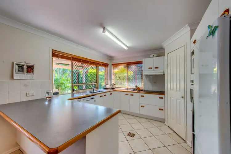 Fifth view of Homely house listing, 8 Eskdale Court, Parkinson QLD 4115