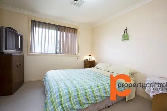Sixth view of Homely semi-detached listing, 13 Picasso Place, Emu Plains NSW 2750