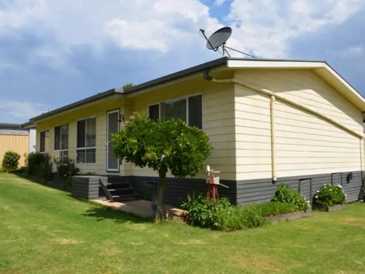 67 Cummins Road, Menangle Park NSW 2563