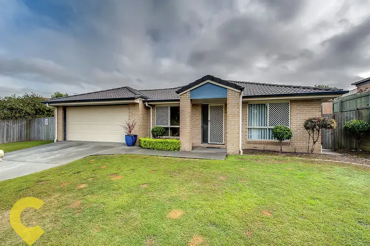 35 Sunrise Crescent, Regents Park QLD 4118