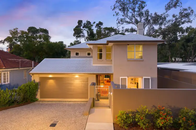 104 Highland Tce, St Lucia QLD 4067