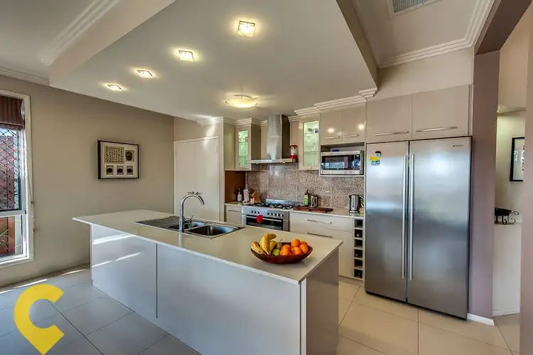 Second view of Homely house listing, 2 Bridget Court, Middle Ridge QLD 4350