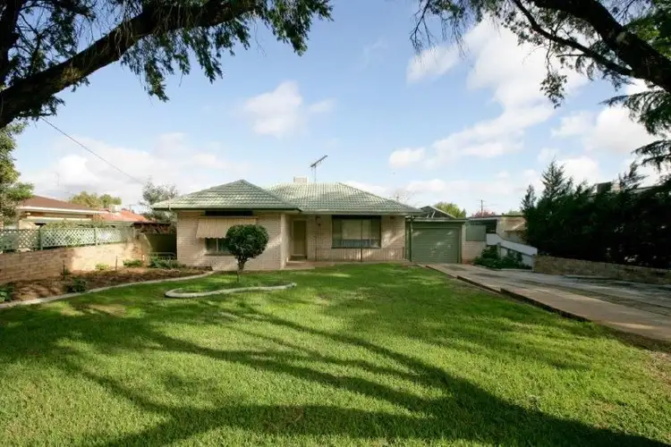2 Pratt Street, Mount Austin, Wagga Wagga NSW 2650