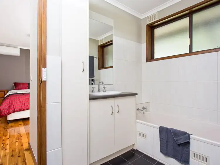 Sixth view of Homely house listing, 4 Rogers Place, Tolland, Wagga Wagga NSW 2650