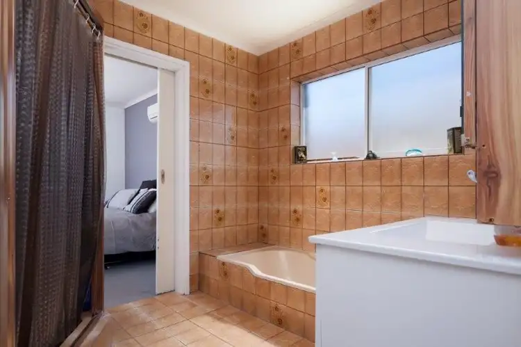 Seventh view of Homely house listing, 6 Melkin Avenue, Glenfield Park, Wagga Wagga NSW 2650