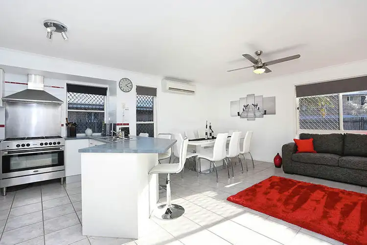 75 Avon Avenue, Banksia Beach QLD 4507