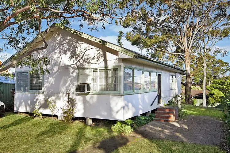 174 Wallarah Road, Gorokan NSW 2263