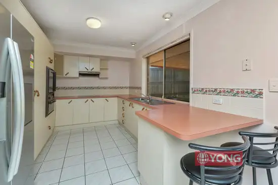 Fifth view of Homely house listing, 2 Waterlily Place, Calamvale QLD 4116