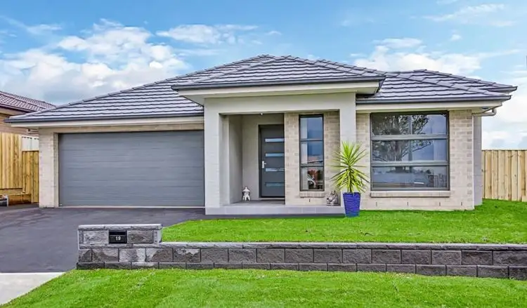 19 Ambrose Street, Oran Park NSW 2570